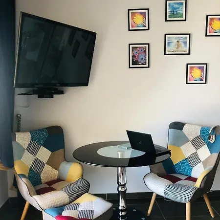 2br With Stunning Sea And Mountain Views Apartment